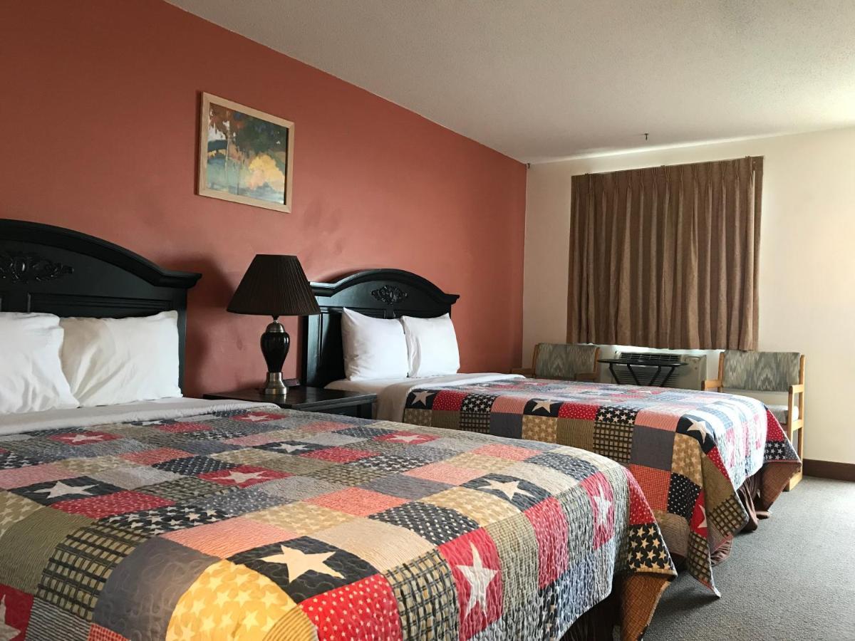 Big Sky Lodge Rapid City Bagian luar foto