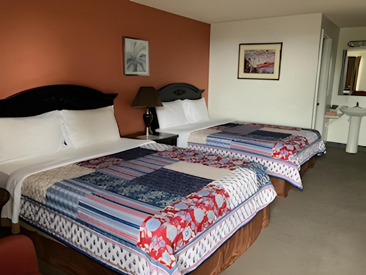 Big Sky Lodge Rapid City Bagian luar foto