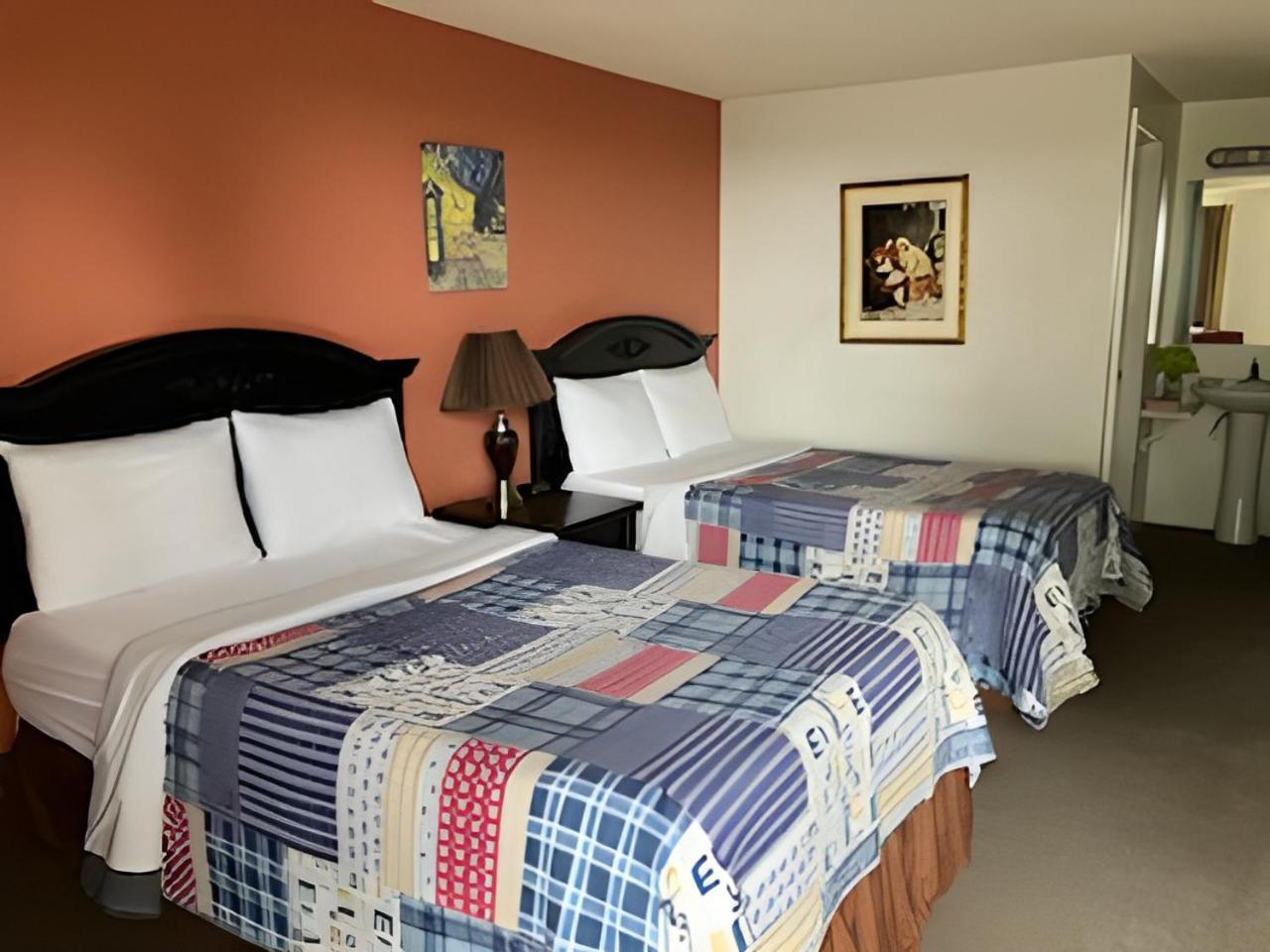 Big Sky Lodge Rapid City Bagian luar foto