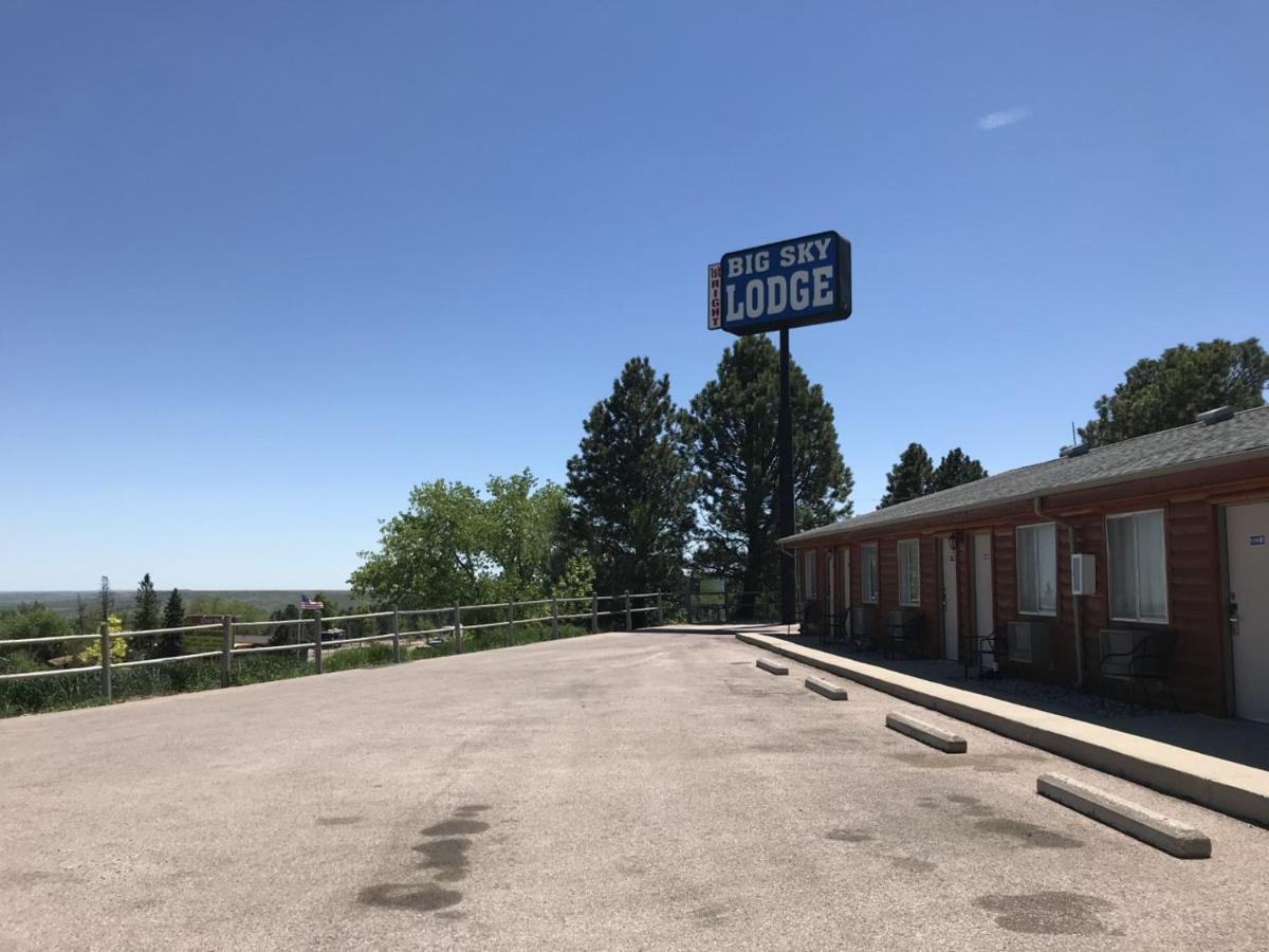 Big Sky Lodge Rapid City Bagian luar foto